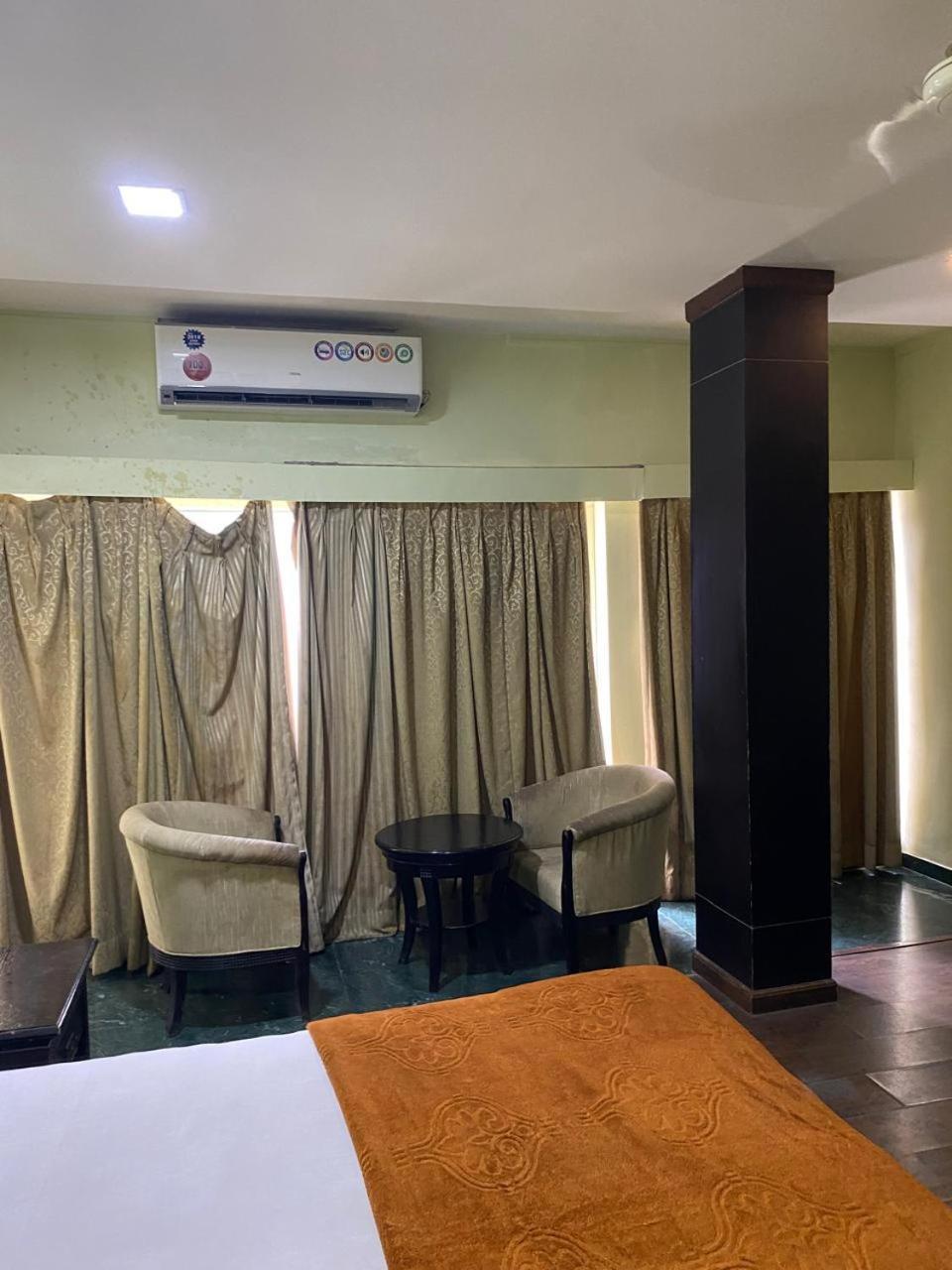 Hotel Skylark Nagpur Extérieur photo